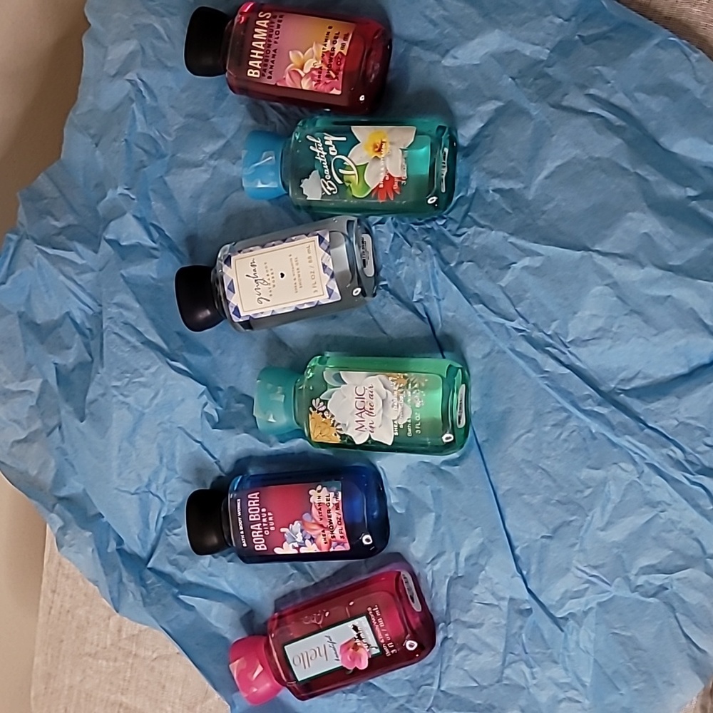BATH & BODY WORKS MINI SHOWER GEL MULTI 6 PC SET